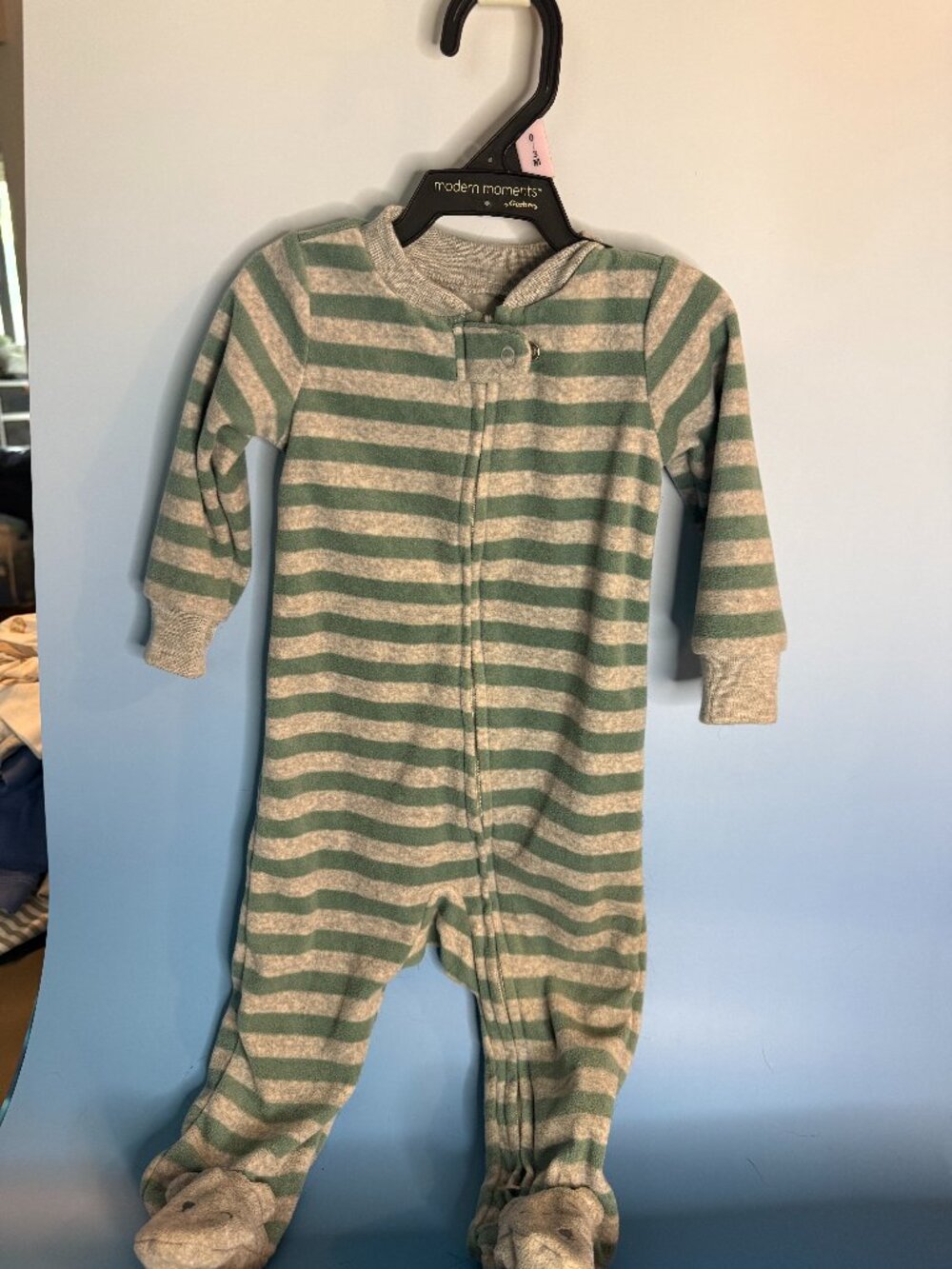 Carter's Footed Sleeper Pajamas 6-9 Mo Zip Front (004)